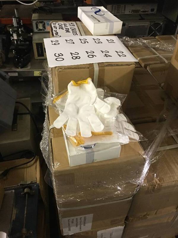 Case of Super Gloves