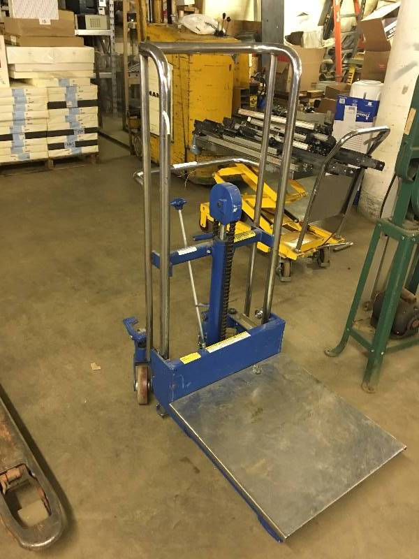 Lifting cart