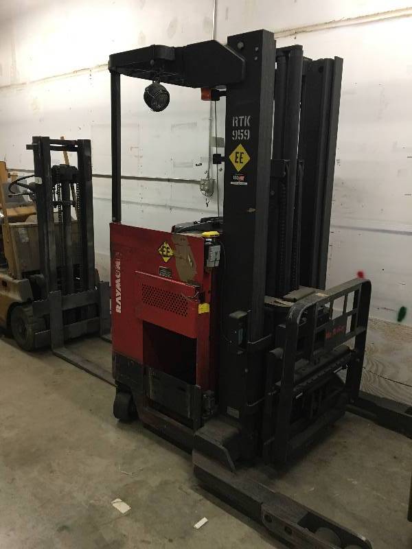 Raymond electric forklift