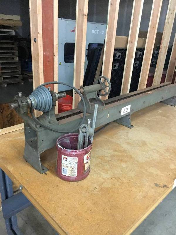Bench lathe
