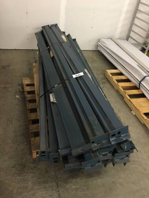 Pallet raking beams