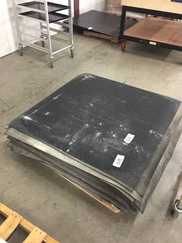 Lot of 10 rubber mat sections