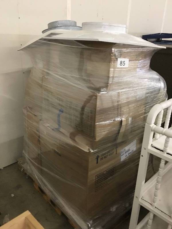 Pallet lot of fittings