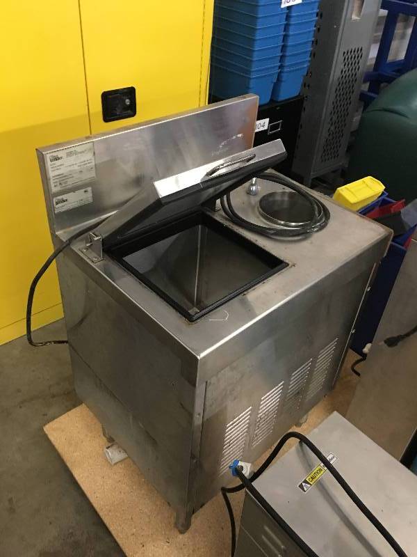 GlasTender commercial glass machine