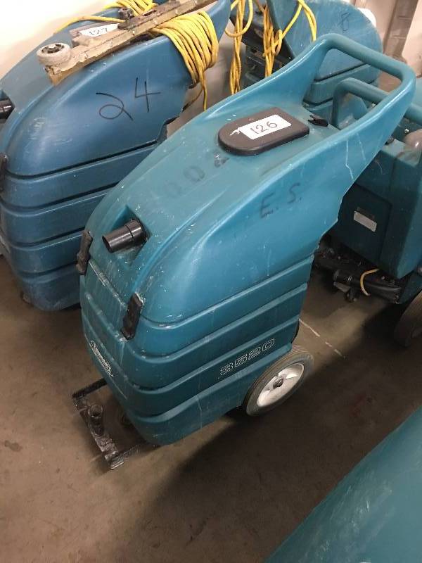 Tennant floor cleaner