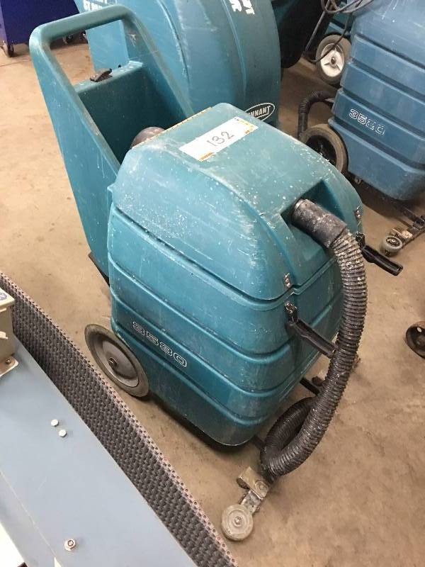 Tennant floor cleaner
