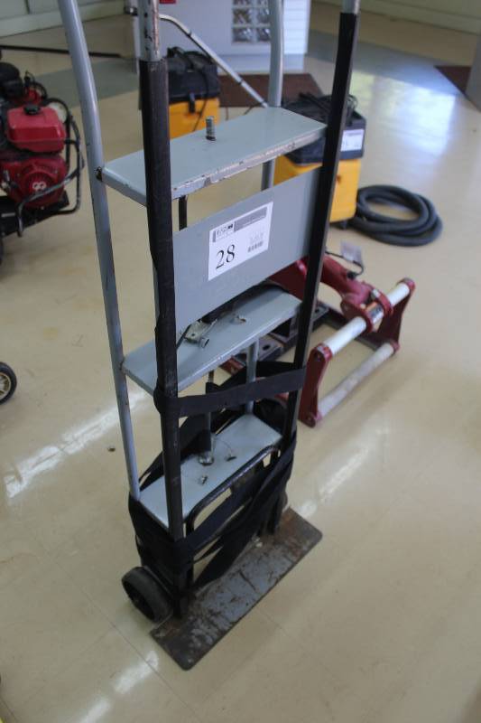 lot 28 image: Heavy Duty Appliance Dolly