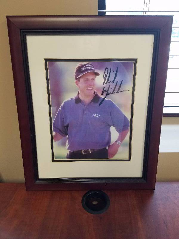 lot 21 image: Phil Mickelson Autograph