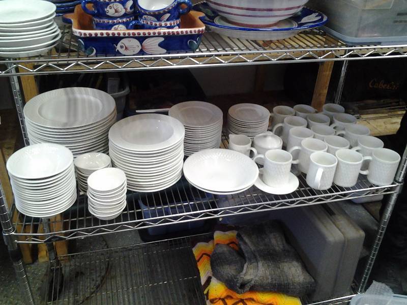 Service For 16-Oneida Wicker Pattern-White Dishes