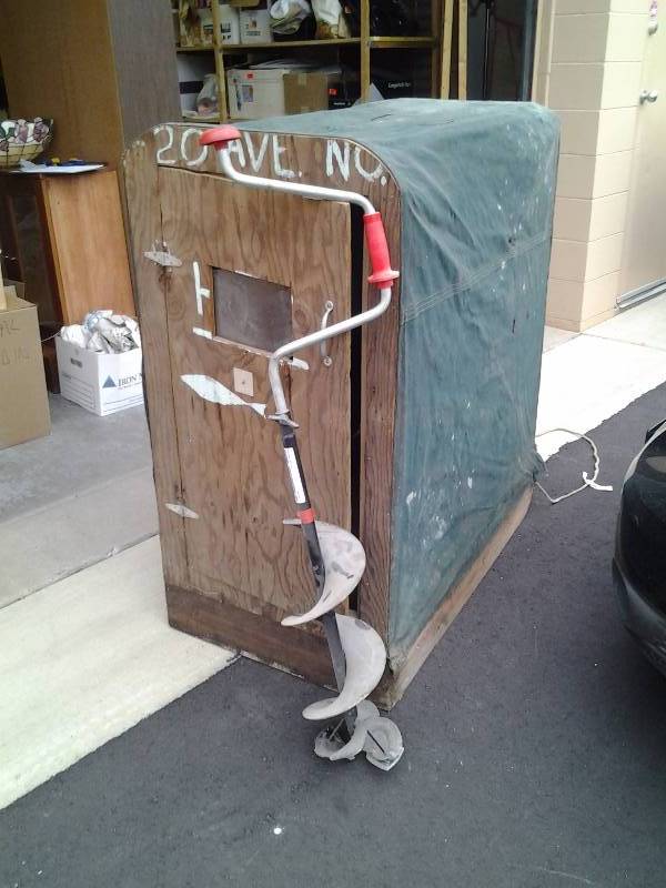 Small Canvas Portable Fish House With Ice Auger