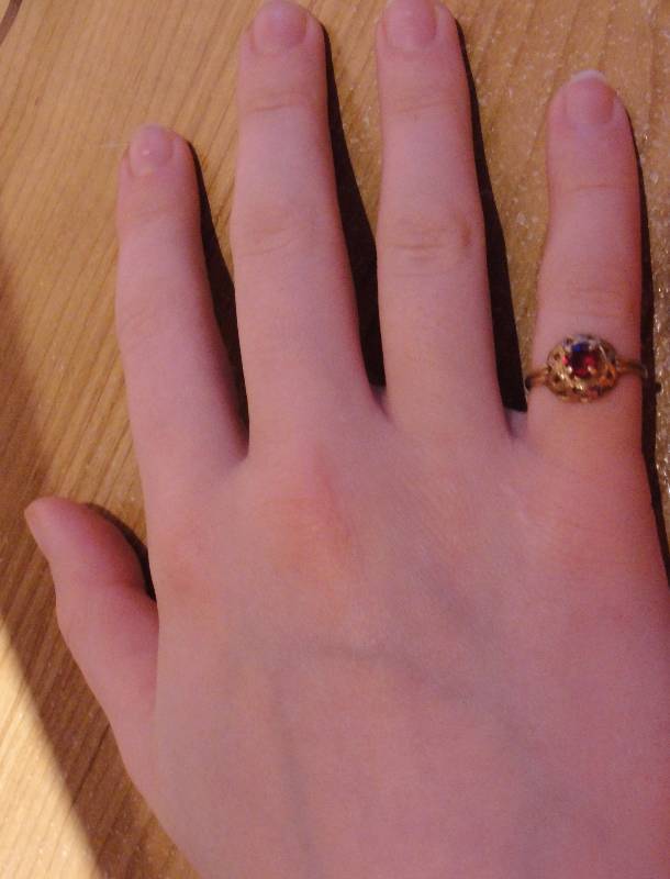 10K Yellow Gold Antique Ruby Ring GENUINE