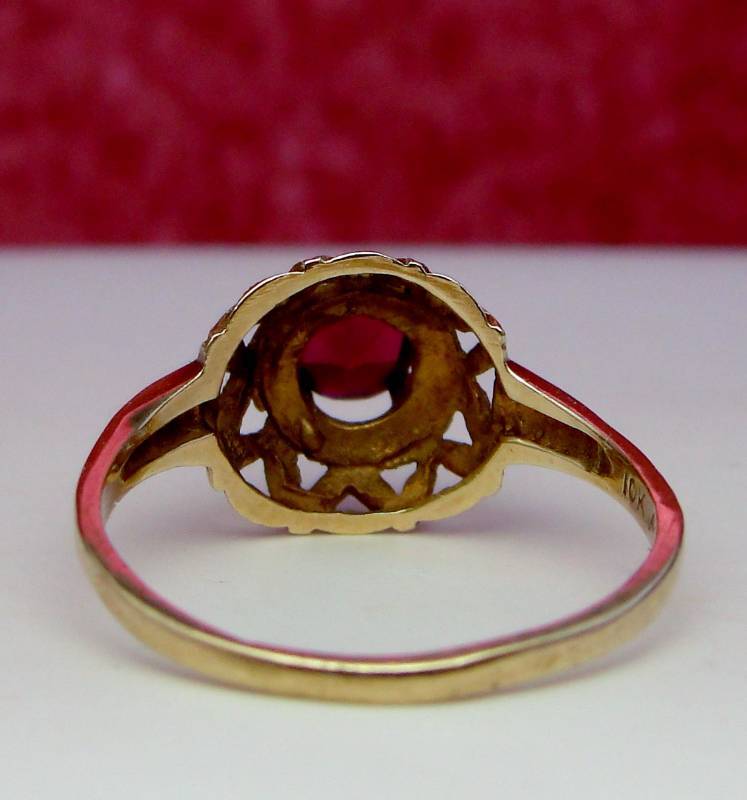 10K Yellow Gold Antique Ruby Ring GENUINE | Jewelry Auction | K-BID