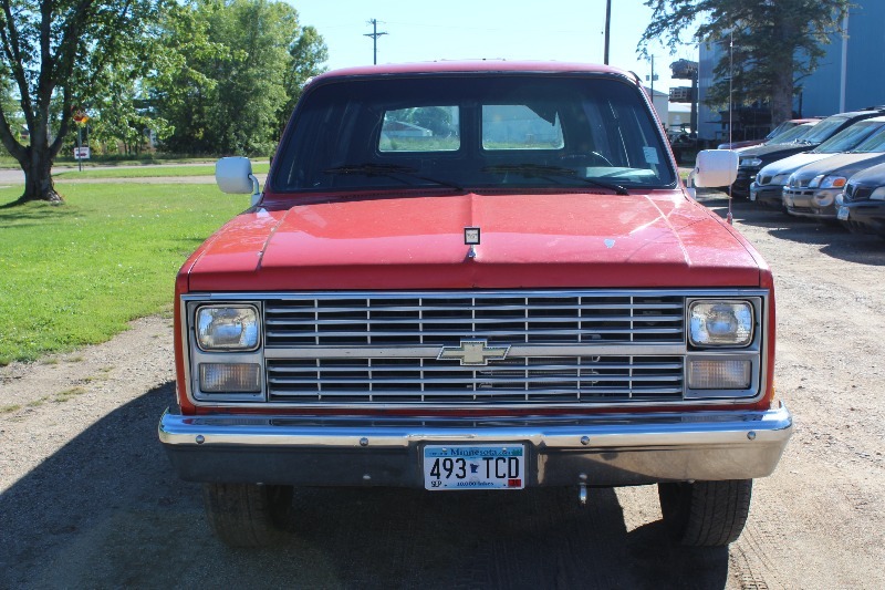 1985 Chevrolet C30 Suburban 6.2 Diesel - Needs Injector Pump -