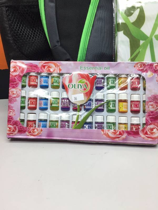 ES BACK PACK, ANZU SHOWER CURTAIN AND ESSENTIAL OILS