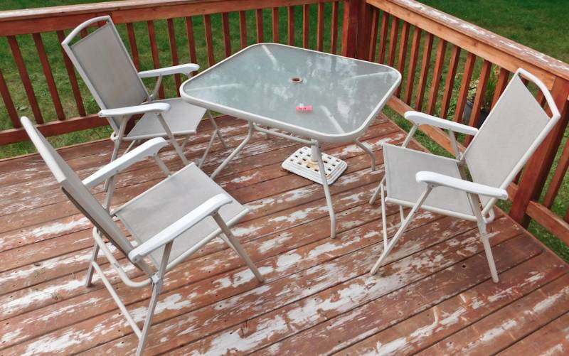 patio table 3 chairs and umbrella base