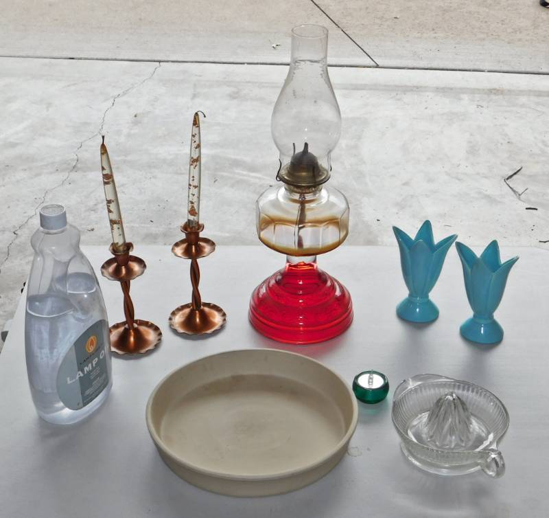 oil lamp, stoneware, dcor items