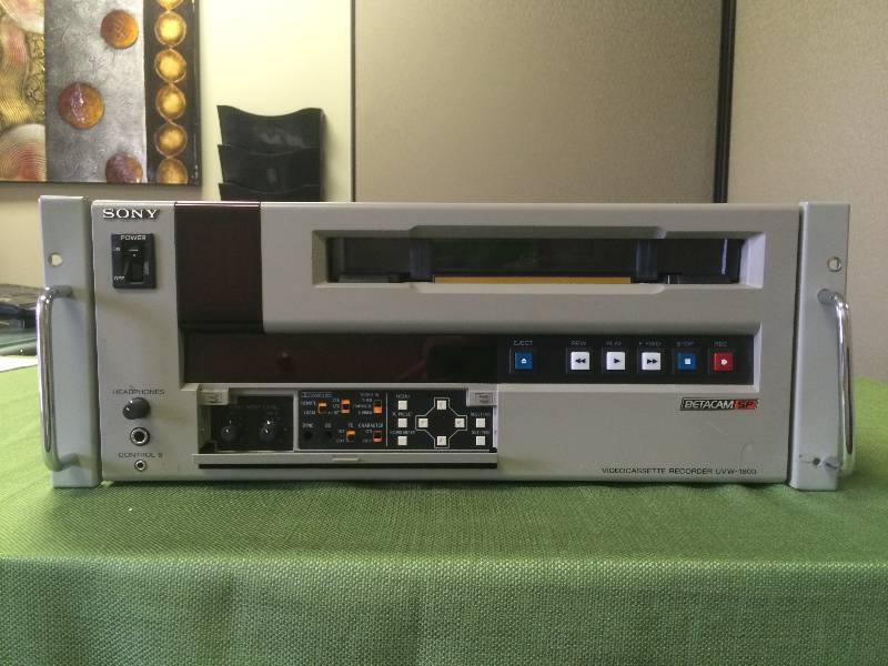 lot 39 image: Sony UVW-1800 Betacam SP Studio PlayerRecorder
