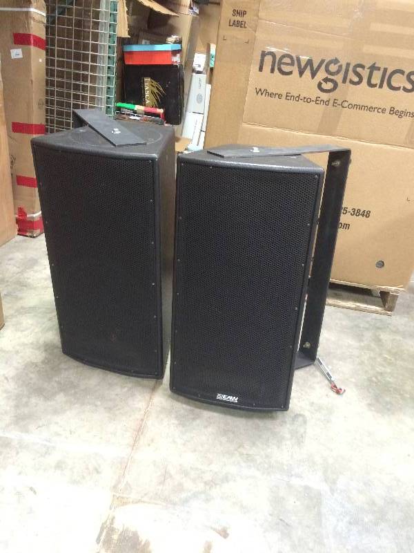 lot 68 image: Quantity 2 EAW MK2394 2-WAY FULL-RANGE LOUDSPEAKER 90°  45°