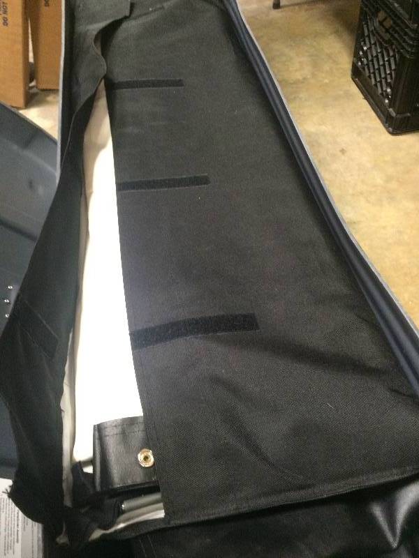 lot 95 image: Draper Projection Screen 6 x 8 MW Cinefold Surface - Screen AND Stand included