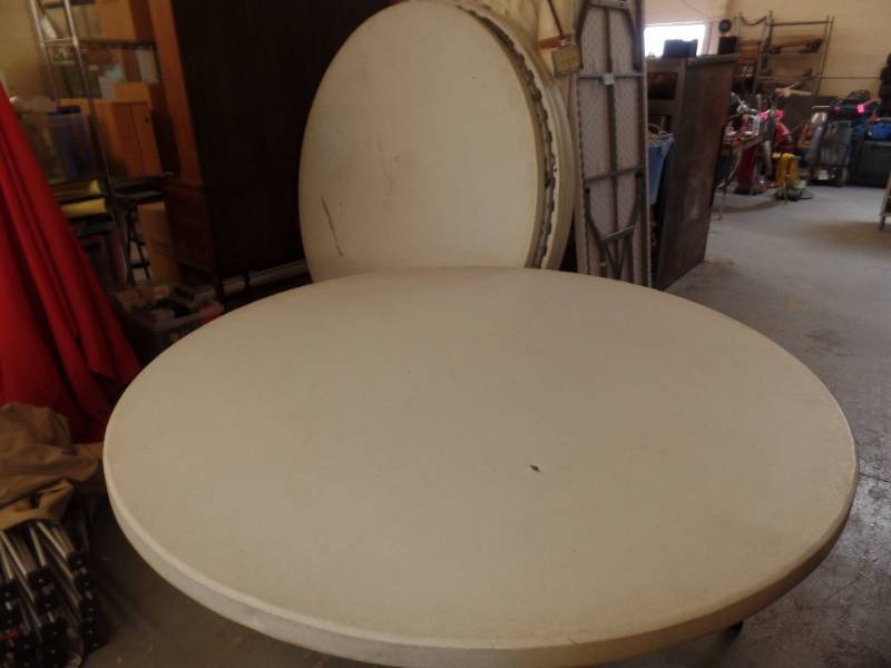 Heavy Duty Round Banquet Tables