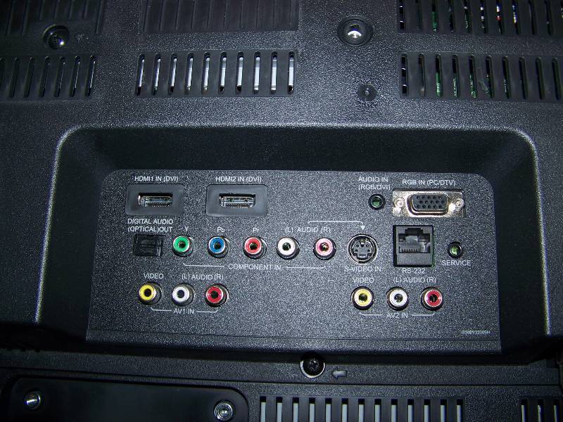 lot 8 image: 32, NEC, HDTV, LCD Television with Remote Control