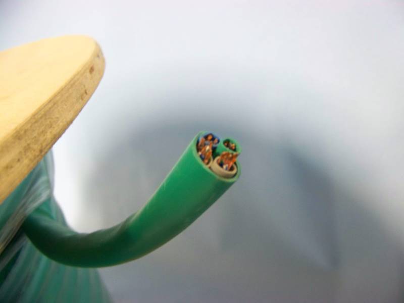 lot 74 image: (500 Spool) ICE, Cat 5e  x4 Cable in Green