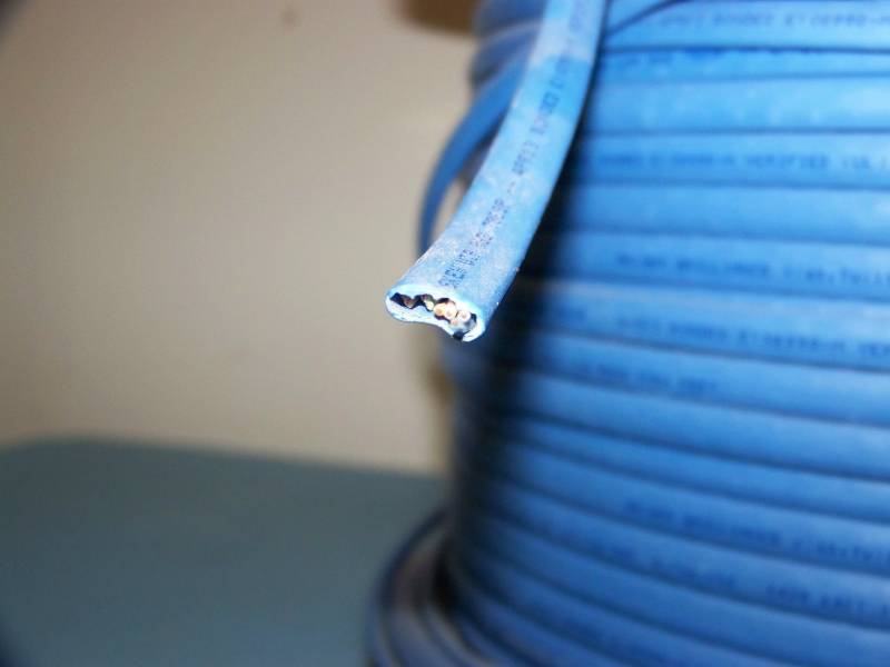 lot 77 image: (1000 Spool) Belden, 4 Pair, Unshielded, Brilliance, VideoTwist Cable