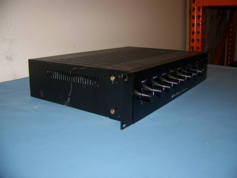 lot 53 image: TOA, 500 Series, Mixer Power Amplifier  Amp