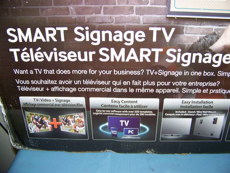 lot 3 image: 48, Samsung, SMART, Full HD, LED, Digital All-In-One Signage Display  Monitor for Business - BRAND NEW