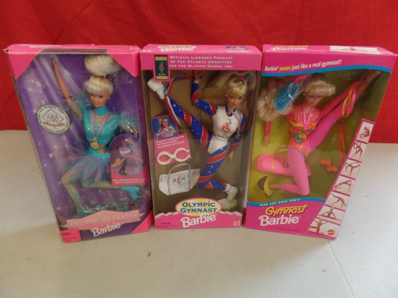 lot 721 image: Sporting Barbies