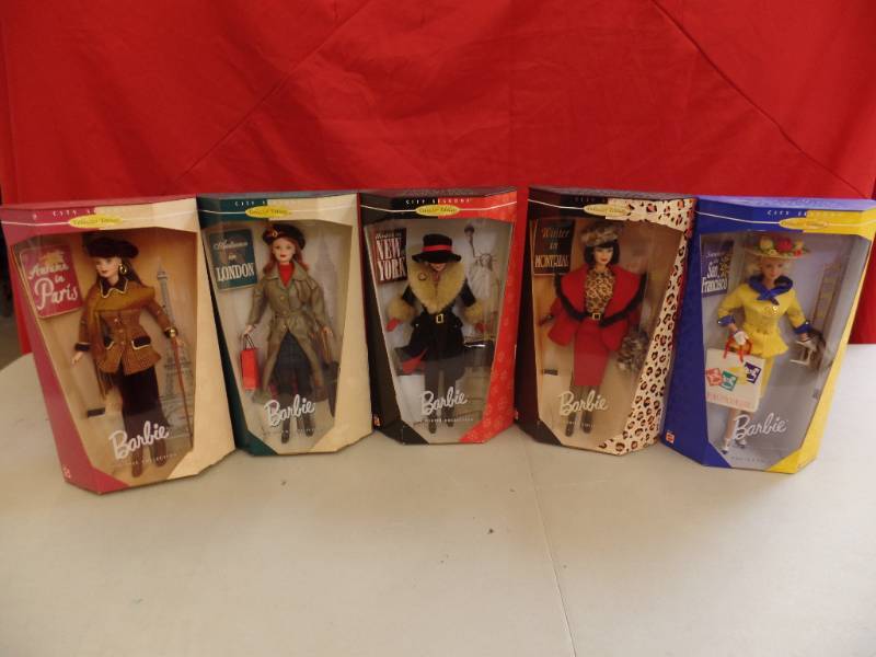 lot 743 image: City Seasons Barbies
