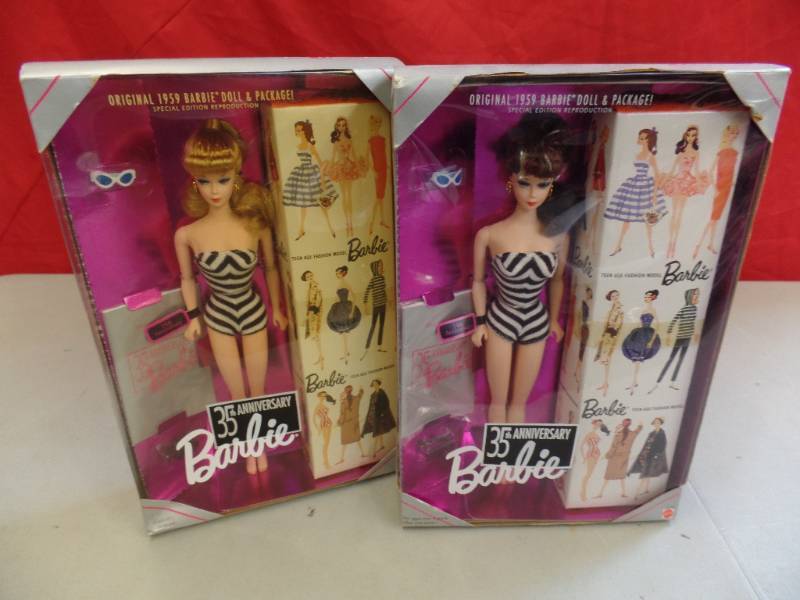 lot 745 image: 35th Anniversary Barbies