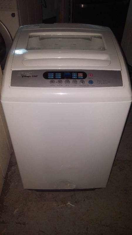 lot 7 image: Magic Chef Washer