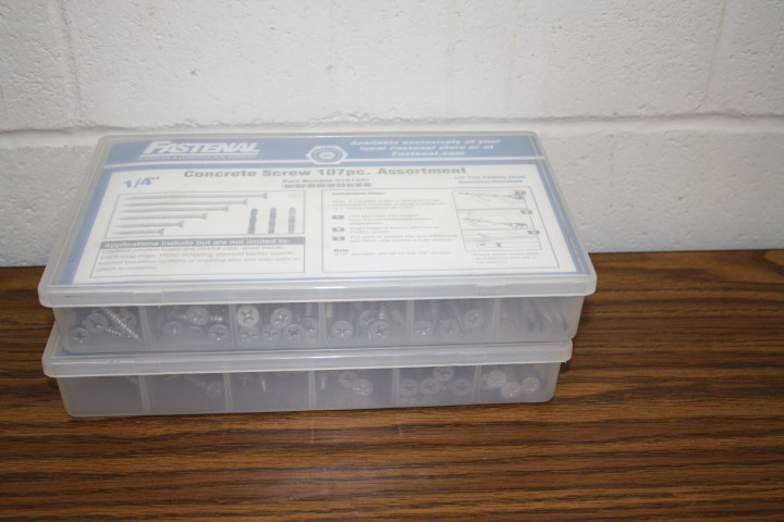 lot 155 image: Fastenal Concrete Screws 107pc