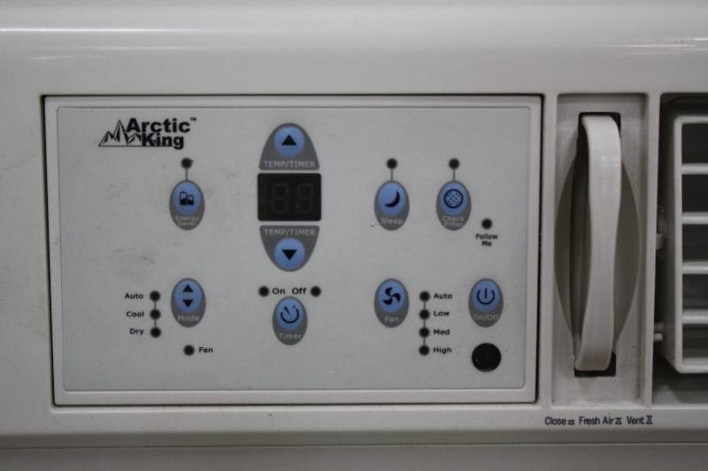 lot 79 image: Artic King AC Unit