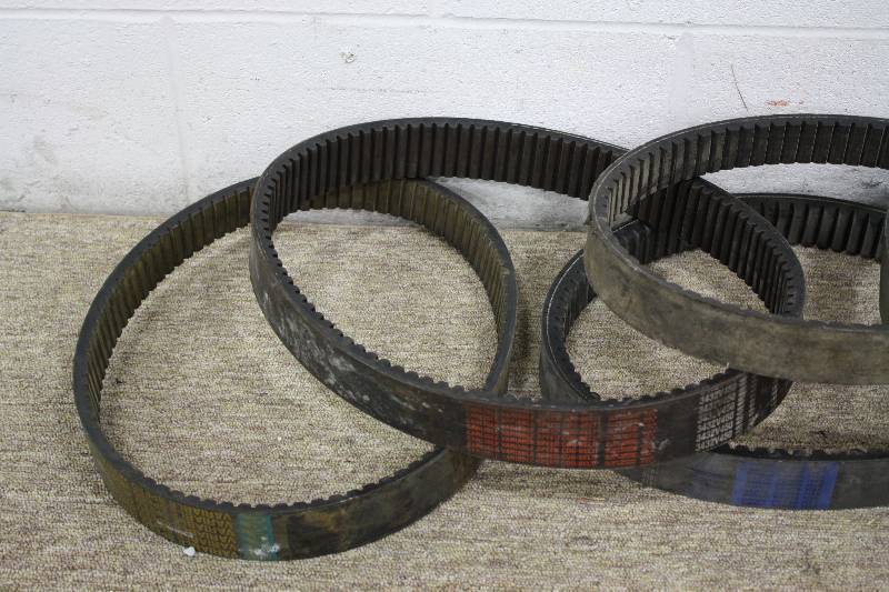 lot 87 image: 6 Variable Speed Belts