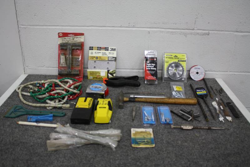 lot 89 image: Assorted Tools