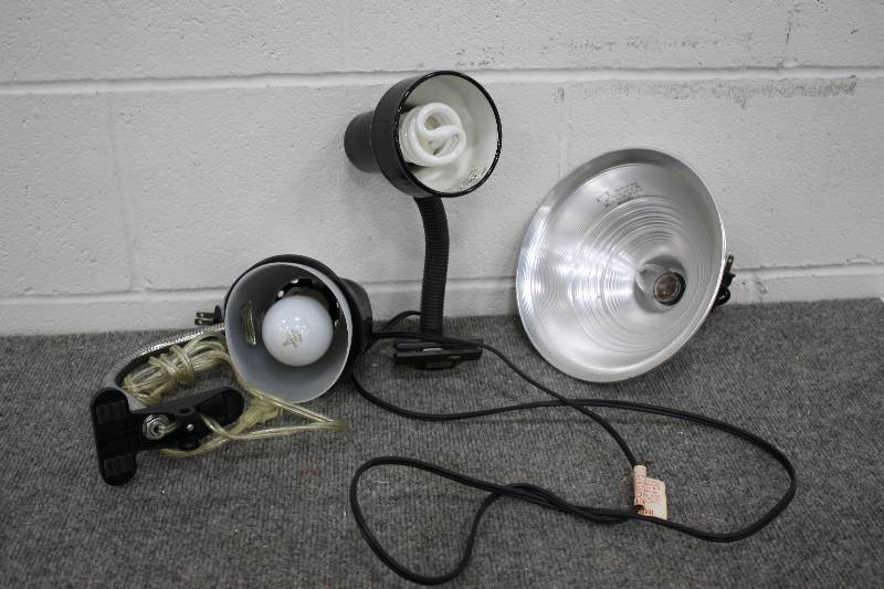 lot 92 image: 2 Clamp Lights, 1 Spotlight
