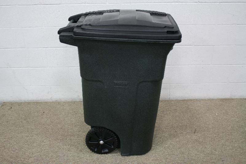 lot 19C image: 64 Gallon Toter Brand New