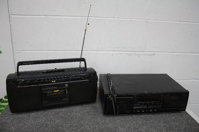lot 96 image: Pioneer Stereo
