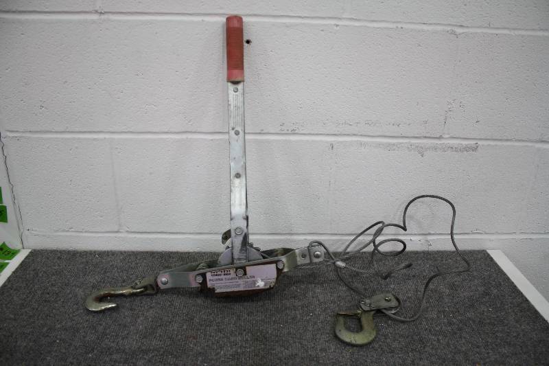 lot 127 image: Come Along - Power Hand Puller