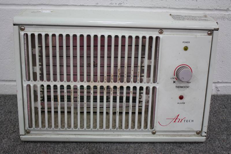 lot 142 image: Heater