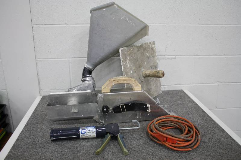 lot 174 image: Mudding Tools and More