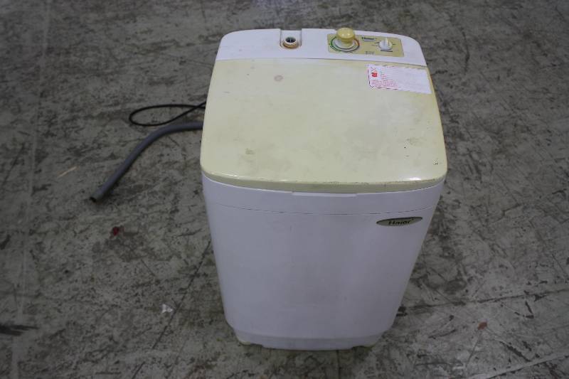 lot 164 image: Haier Washing Machine