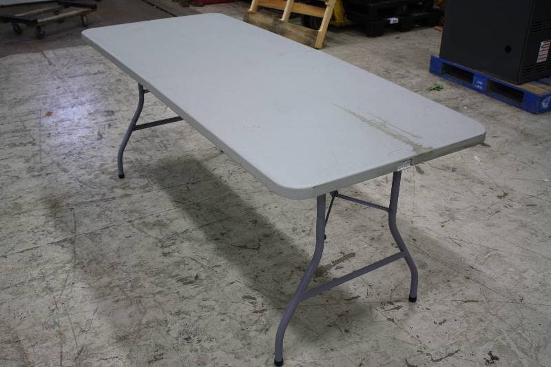 lot 170 image: 6ft Plastic Folding Table