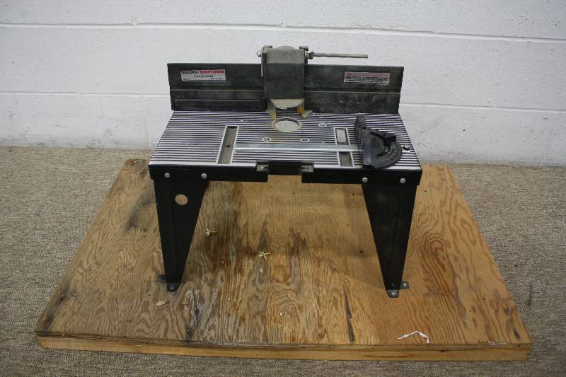 lot 55 image: Craftsman Router Table