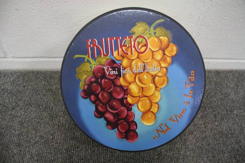 lot 30A image: Wine Bar Cocktail Plates