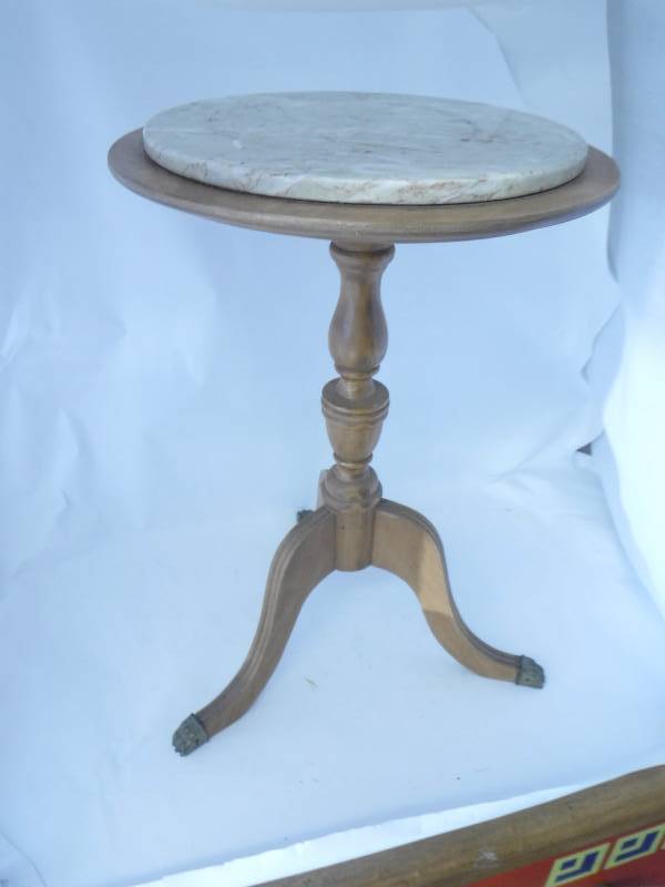 Small Plant Table wMarble Top