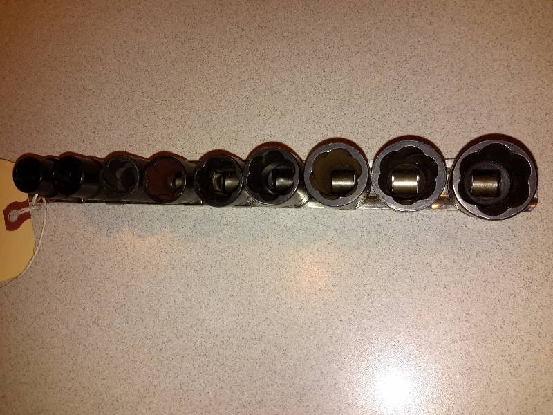 38 in Stud Extractors