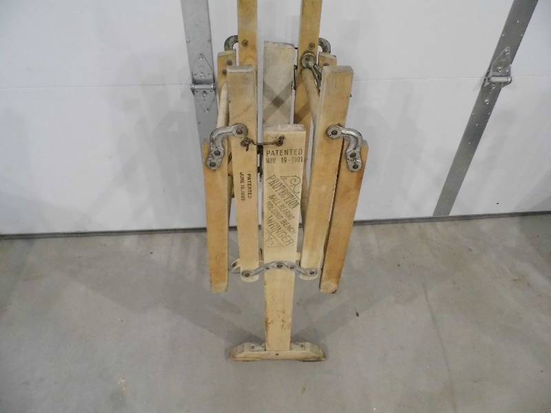 Folding Bench Wringer